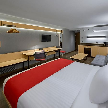 City Express By Marriott Ciudad Victoria Exterior foto