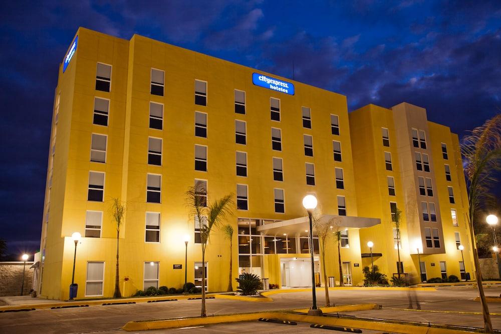 City Express By Marriott Ciudad Victoria Exterior foto